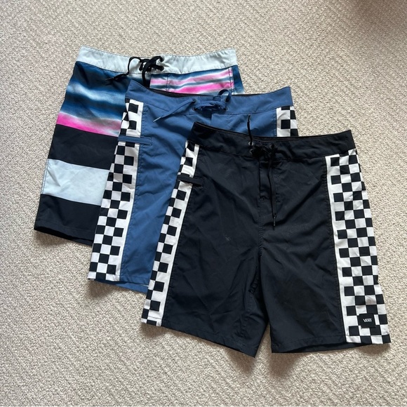 Vans Board Shorts - Picture 1 of 11